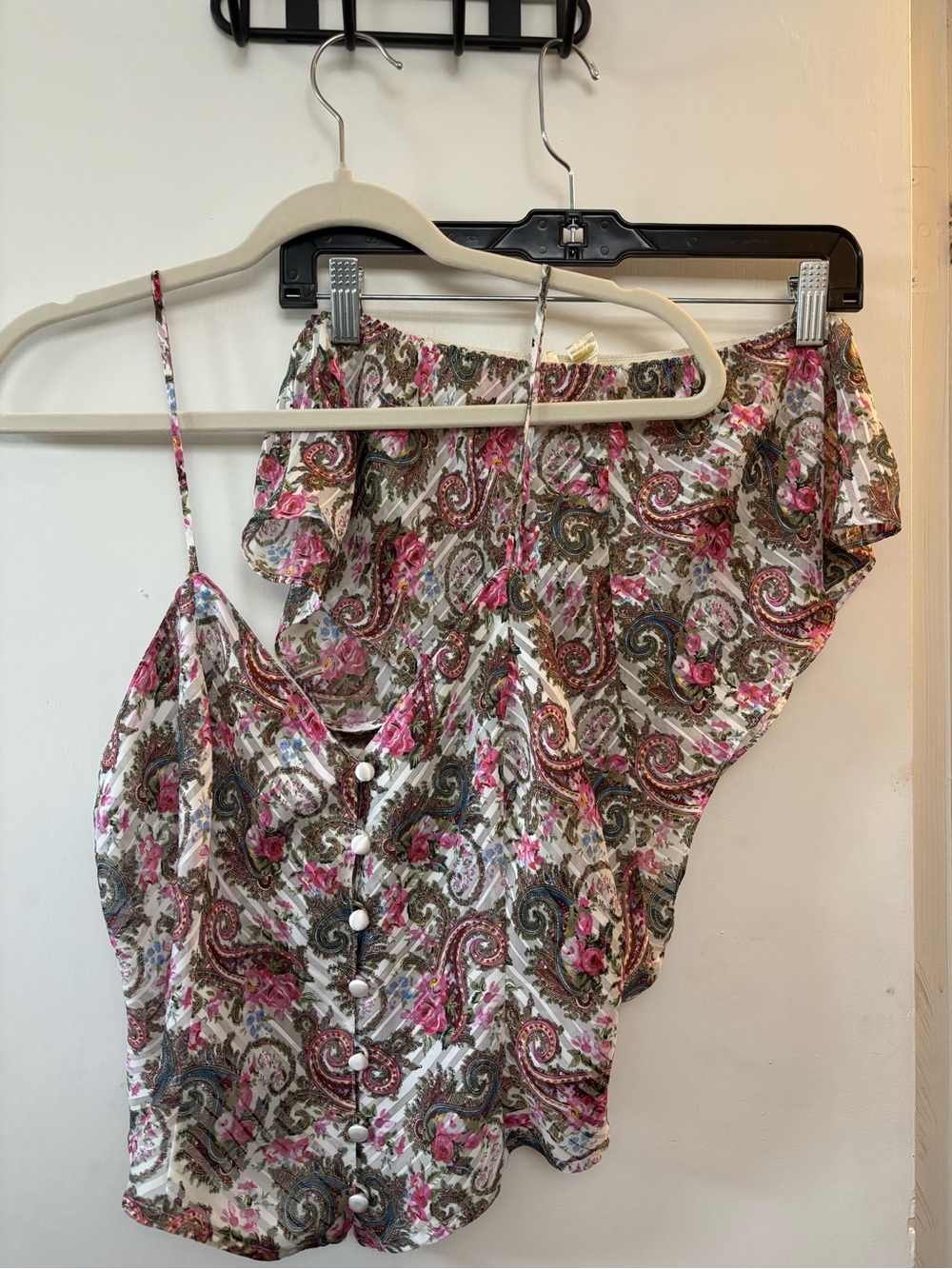 Vintage Victoria’s Secret Gold Label 2 Piece Floral Camisole & Shorts Set Size M